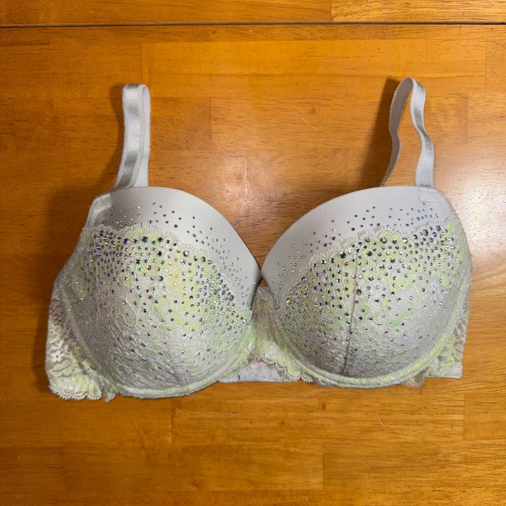 Victoria's Secret Dream Angels 36DD White Lime Lace Rhinestone Demi Bra
